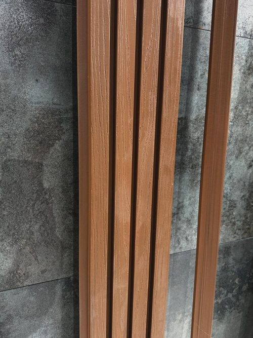 Oppio €39,- Per Stuk - TEAK - Gevelbekleding – Composiet | 290 x 22 cm | Gevel | Tuin | 3D Houtnerf - Afbeelding 2