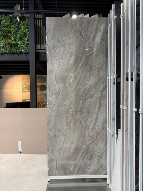 €59 PER PANEEL - 120x280x0,3 cm - PVC Wandpaneel Essenza  -  Hoogglans - Afbeelding 2